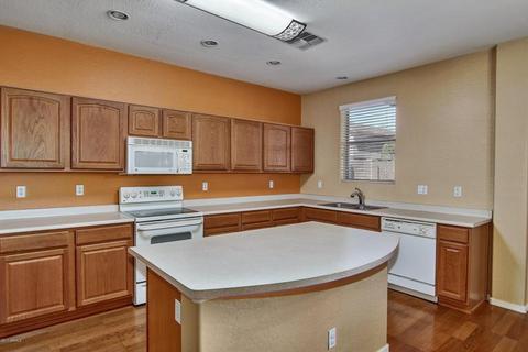 1810 E Patrick Ln, Phoenix, AZ 85024 photo 4