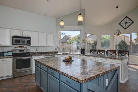 6863 E Milagro Ave, Mesa, AZ 85209 photo 2