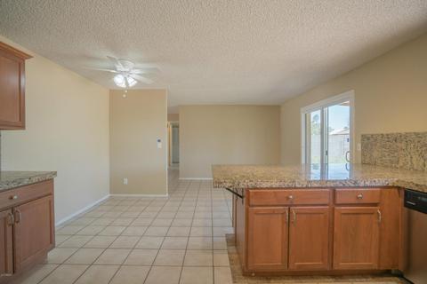 3544 E Campo Bello Dr, Phoenix, AZ 85032 photo 4