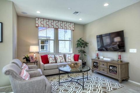 224 N 56th Pl, Mesa, AZ 85205 photo 2