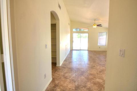 1287 S Colonial Dr, Gilbert, AZ 85296 photo 5