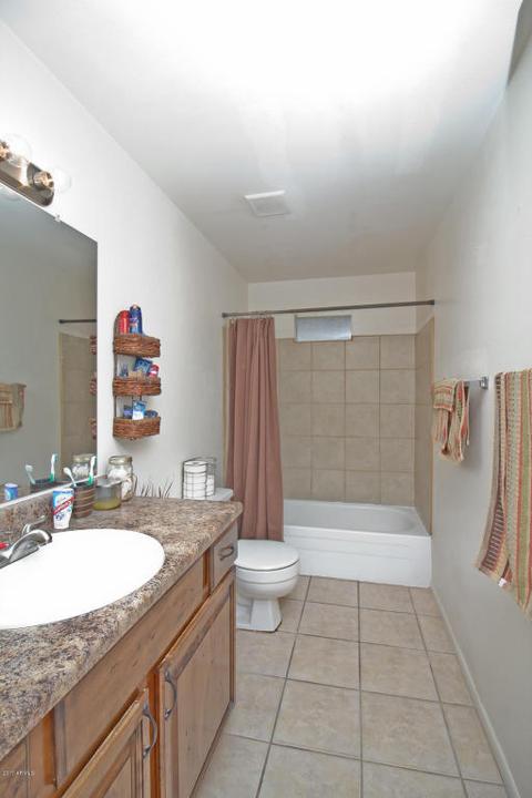 2239 E Sandra Ter, Phoenix, AZ 85022 photo 14