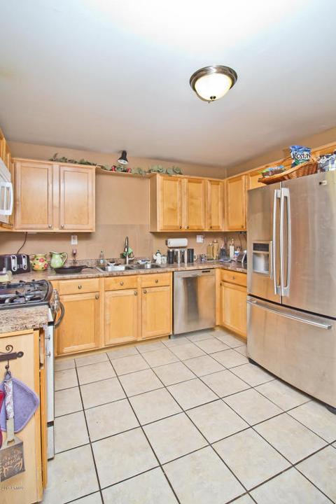 2239 E Sandra Ter, Phoenix, AZ 85022 photo 3