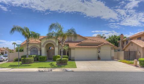 901 W Iris Dr, Gilbert, AZ 85233 photo 1