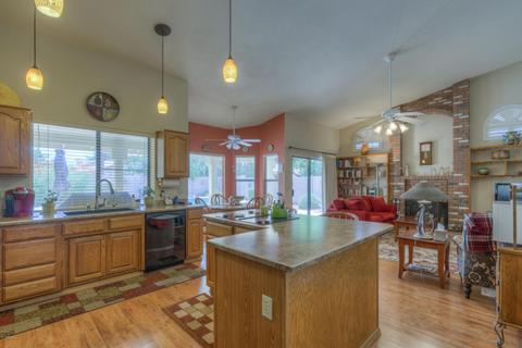 901 W Iris Dr, Gilbert, AZ 85233 photo 9