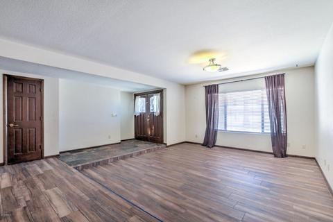 343 E Huber St, Mesa, AZ 85201 photo 4
