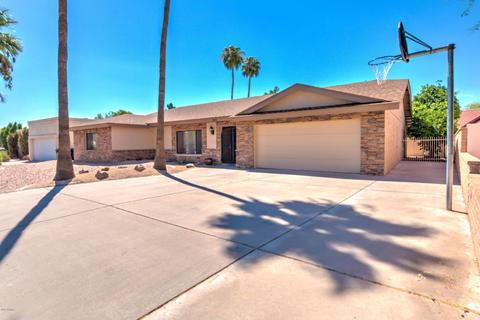 343 E Huber St, Mesa, AZ 85201 photo 2