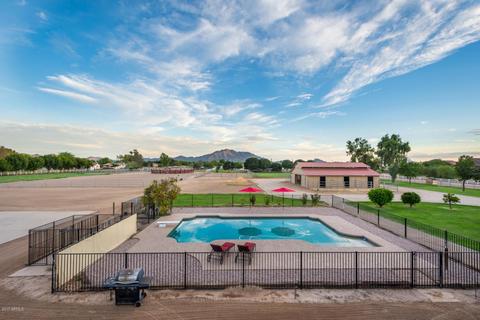 3637 E Brooks Farm Rd, Gilbert, AZ 85298 photo 8