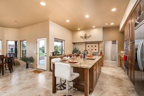 3637 E Brooks Farm Rd, Gilbert, AZ 85298 photo 12