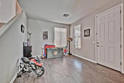 3917 E Kesler Ln, Gilbert, AZ 85295 photo 6