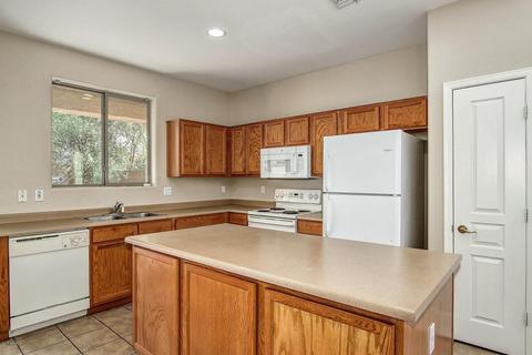 3749 E Chickadee Rd, Gilbert, AZ 85297 photo 10
