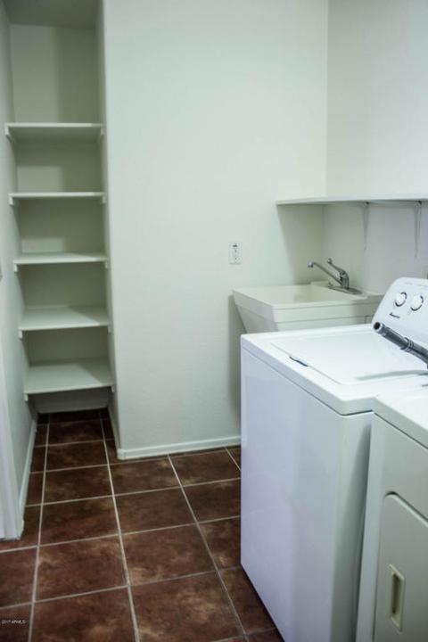806 E Mitchell Dr, Phoenix, AZ 85014 photo 12