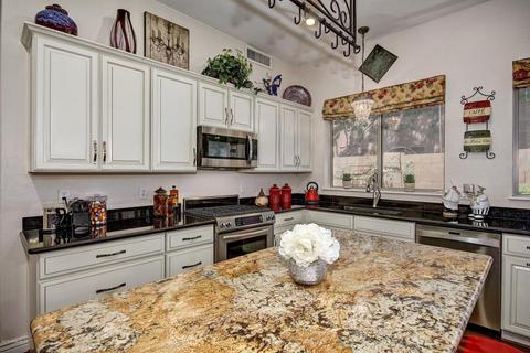 2871 E Millbrae Ln, Gilbert, AZ 85234 photo 3