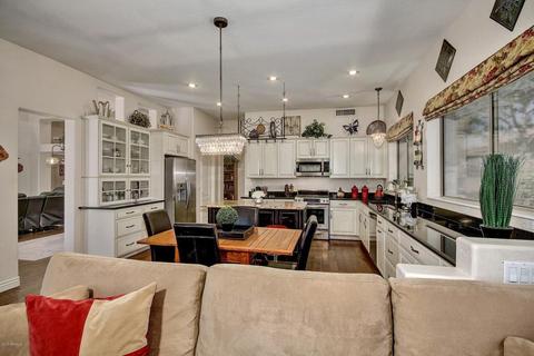 2871 E Millbrae Ln, Gilbert, AZ 85234 photo 8
