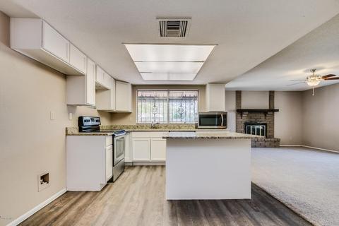 4401 E Gelding Dr, Phoenix, AZ 85032 photo 7