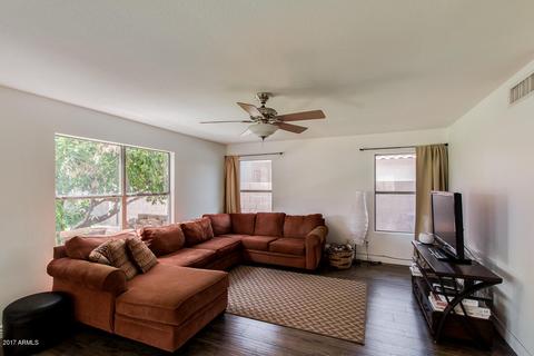 533 E Devon Dr, Gilbert, AZ 85296 photo 2