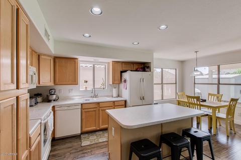533 E Devon Dr, Gilbert, AZ 85296 photo 9