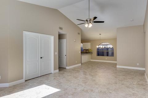 492 E Sherri Dr, Gilbert, AZ 85296 photo 3
