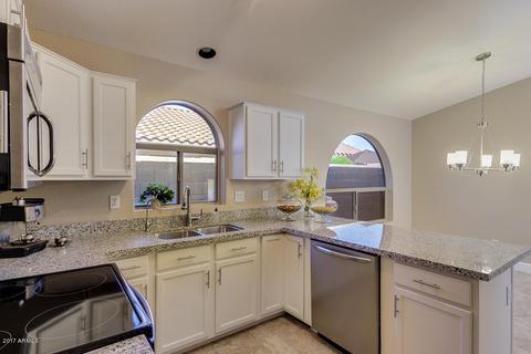 492 E Sherri Dr, Gilbert, AZ 85296 photo 7