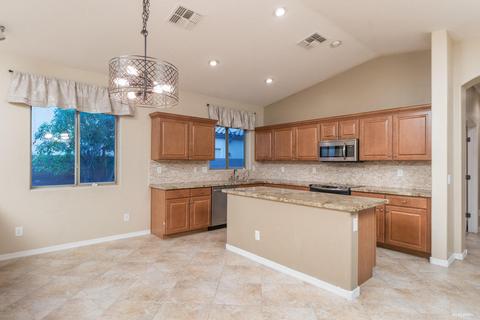 3243 E Blue Ridge Way, Gilbert, AZ 85298 photo 3