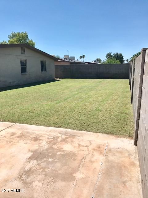 8724 W Earll Dr, Phoenix, AZ 85037 photo 11