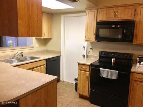 8724 W Earll Dr, Phoenix, AZ 85037 photo 3