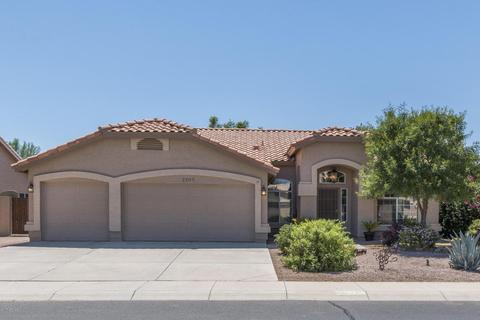 2205 E Brooks St, Gilbert, AZ 85296 photo 1