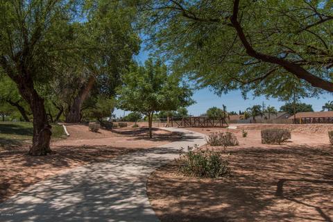 2205 E Brooks St, Gilbert, AZ 85296 photo 25