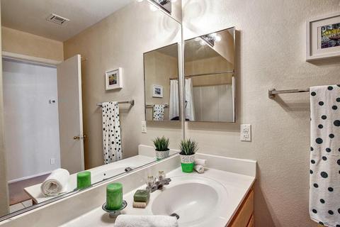 3222 E Wahalla Ln, Phoenix, AZ 85050 photo 17