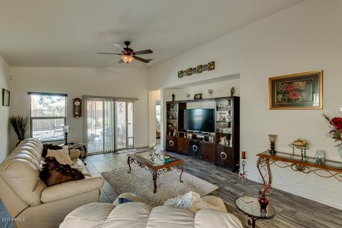 2667 E Runaway Bay Pl, Gilbert, AZ 85298 photo 3