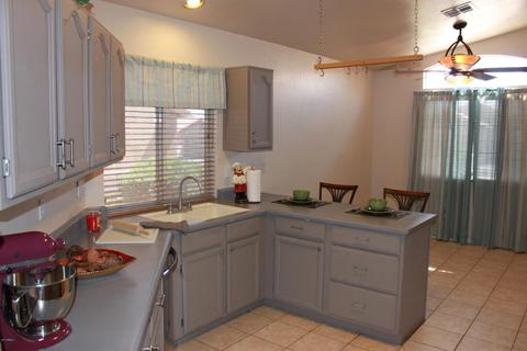 2022 E Windsong Dr, Phoenix, AZ 85048 photo 2