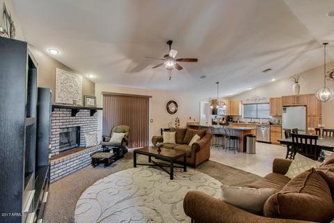 3137 E Capri Cir, Mesa, AZ 85204 photo 6