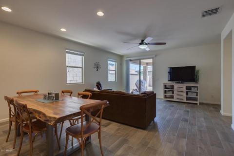 3565 E Apricot Ln, Gilbert, AZ 85298 photo 8