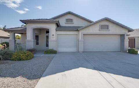 2185 S Quartz Ct, Gilbert, AZ 85295 photo 1