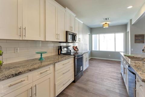 3346 E Utopia Rd, Phoenix, AZ 85050 photo 7