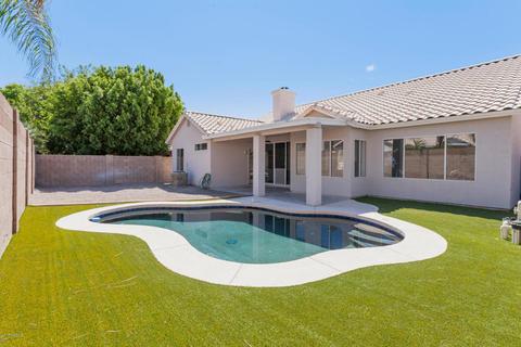 3346 E Utopia Rd, Phoenix, AZ 85050 photo 2