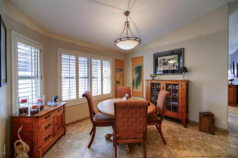 4717 E Abraham Ln, Phoenix, AZ 85050 photo 3
