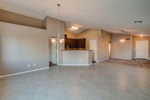 1017 E Grenadine Rd, Phoenix, AZ 85040 photo 4