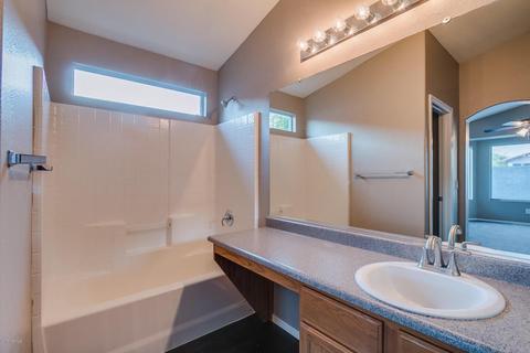 1017 E Grenadine Rd, Phoenix, AZ 85040 photo 7