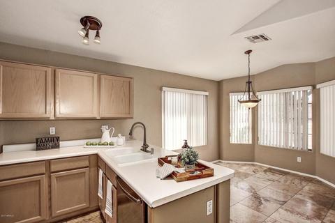 2446 E Patrick Ln, Phoenix, AZ 85024 photo 8
