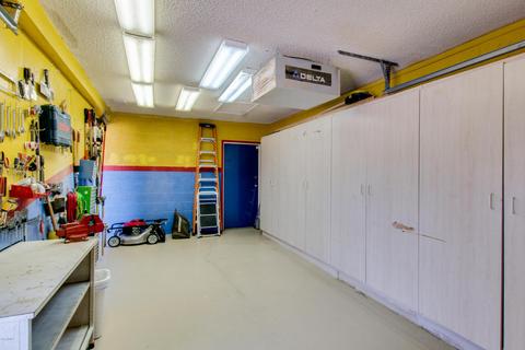 4437 E Grandview Rd, Phoenix, AZ 85032 photo 52