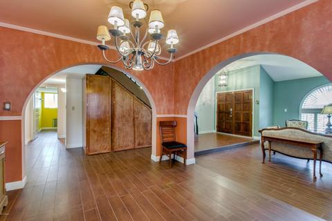 4437 E Grandview Rd, Phoenix, AZ 85032 photo 11