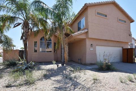 2953 E Blackhawk Dr, Phoenix, AZ 85050 photo 2