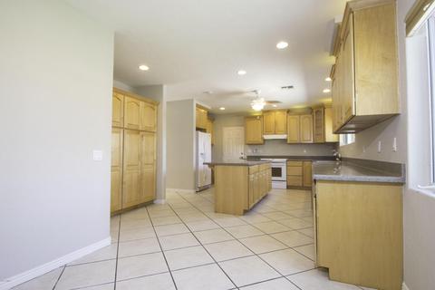 6325 N 14th Pl, Phoenix, AZ 85014 photo 8