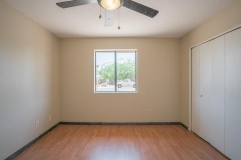 2850 E North Ln, Phoenix, AZ 85028 photo 14