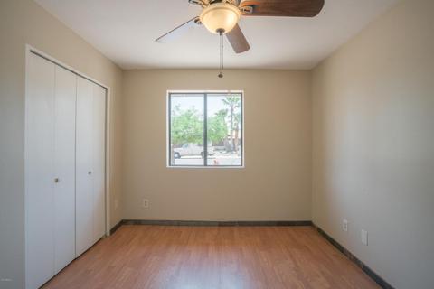 2850 E North Ln, Phoenix, AZ 85028 photo 16