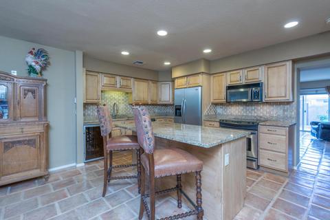 2801 E Larkspur Dr, Phoenix, AZ 85032 photo 6