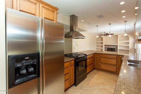 2833 E Paradise Dr, Phoenix, AZ 85028 photo 14