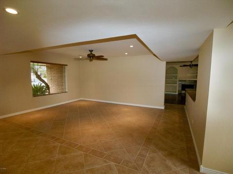 2833 E Paradise Dr, Phoenix, AZ 85028 photo 6