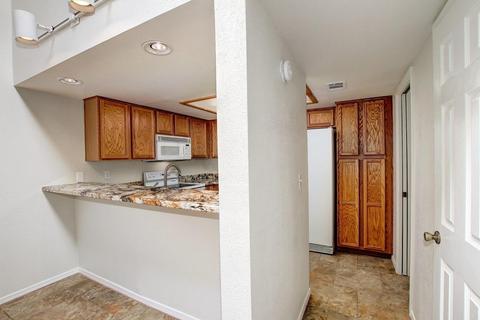 134 E Beck Ln, Phoenix, AZ 85022 photo 9